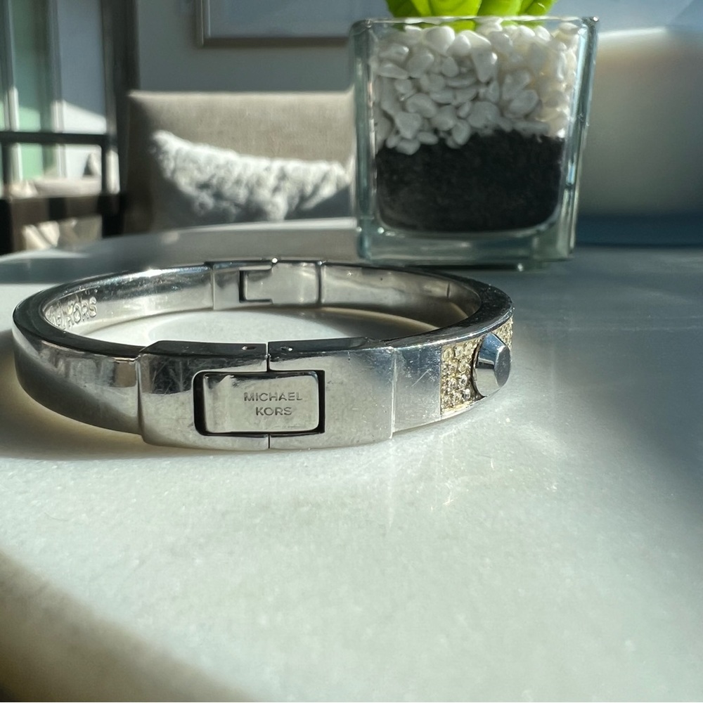 Michael Kors Bracelet / Bangle with rhinestones - Picture 3 of 6